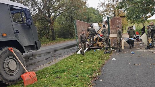 Termin odbioru odpadów popowodziowych przedłużony do 16 grudnia