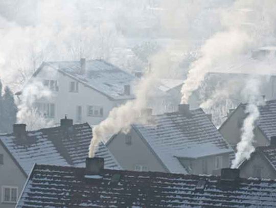 Ekolodzy alarmują, straż miejska robi co może, a sądy są niezawisłe. Na końcu wszyscy oddychamy tym samym powietrzem.