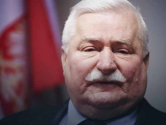 Historia - Wałęsa wypożyczał dokumenty lustracyjne i je niszczył.