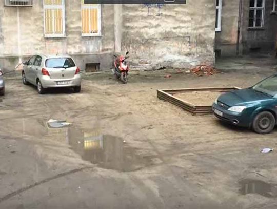 Kiedy remont podwórek przy ul. Zjednoczenia?