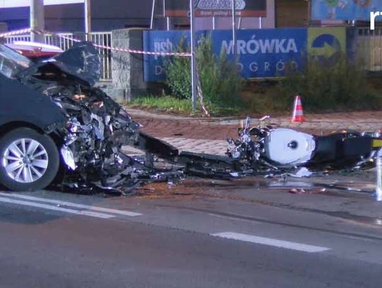 Śmiertelny wypadek na Grodkowskiej w Nysie - motocyklista zmarł w szpitalu.