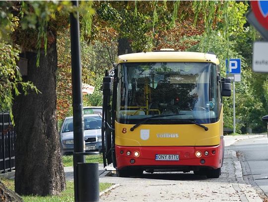 Zmiany tras autobusów (czwartek 11.08 piątek 12.08) - Okresowe zamknięcie drogi krajowej nr 41 (Wierzbięcice i Lipowa)