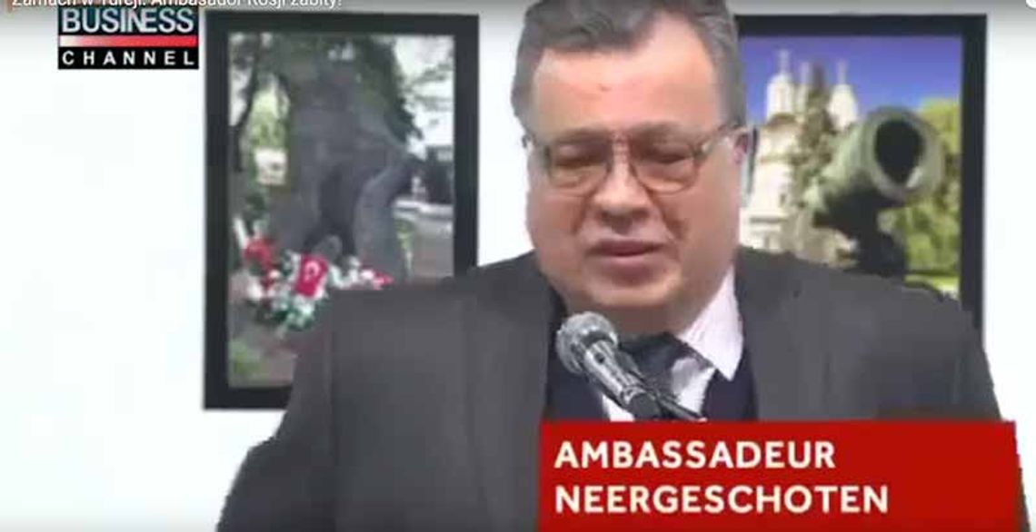 Ambasador Turcji zastrzelony przez zamachowca.