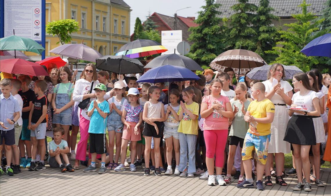 Kapsuła czasu w SP 3 w Nysie