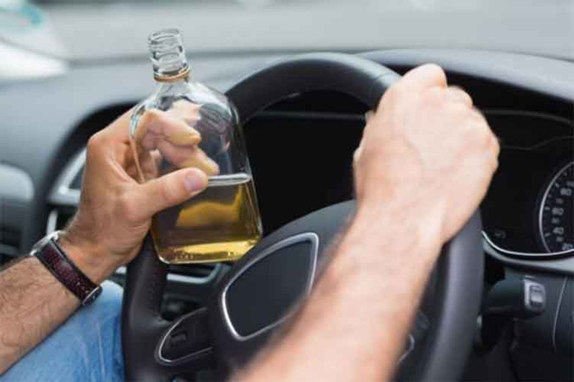 Obywatelskie zatrzymanie pijanego kierowcy w Nysie.