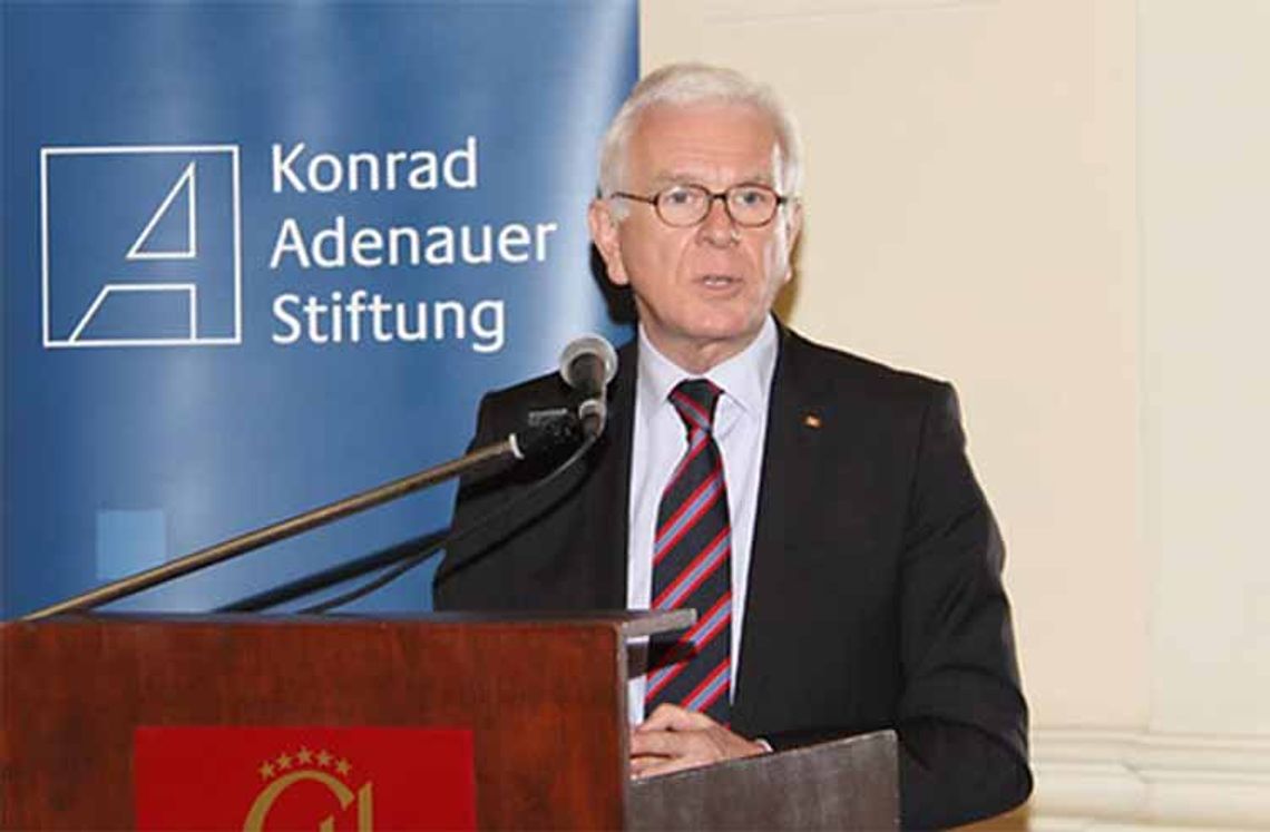 Poprzez fundacje Niemcy budują w Polsce swoją strefę wpływów.