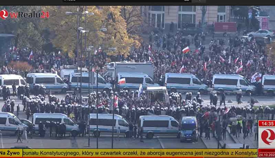 Zadyma maseczkowa w Warszawie - transmisja w Realu24